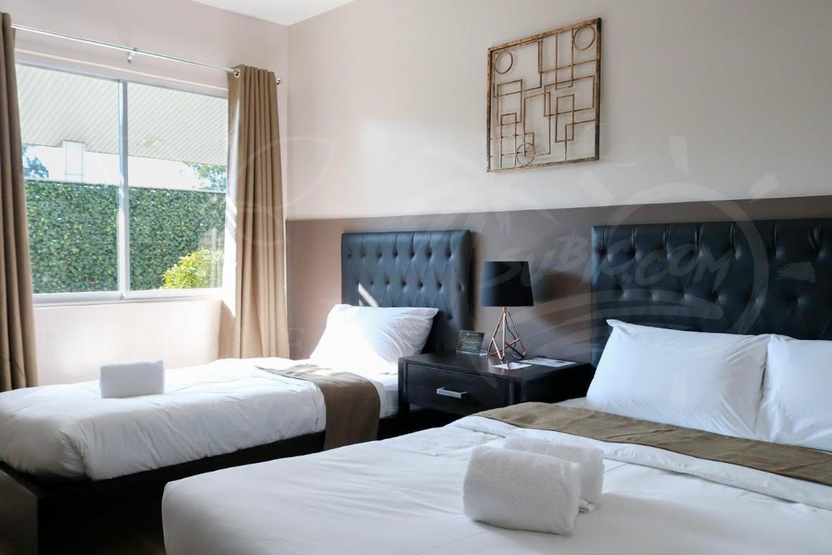 Bumble V Subic Hotel Olongapo Extérieur photo