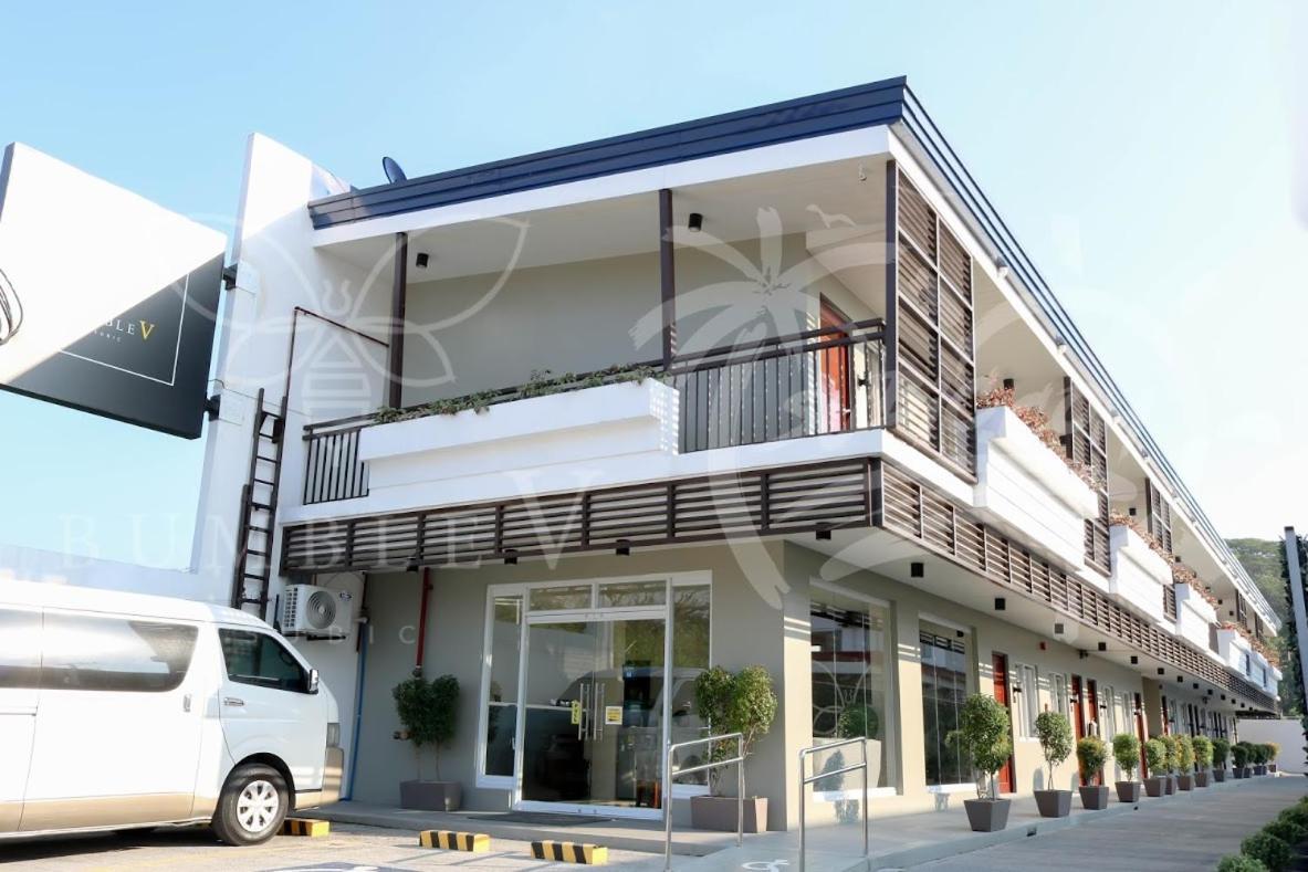 Bumble V Subic Hotel Olongapo Extérieur photo