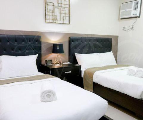 Bumble V Subic Hotel Olongapo Extérieur photo